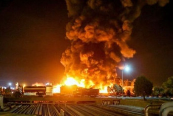 Фотография к новости: В Иране произошел взрыв на нефтепроводе, есть погибшие