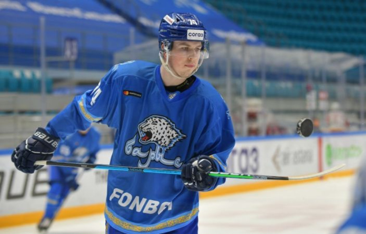 "Барыс" подписал контракт с защитником сборной РК