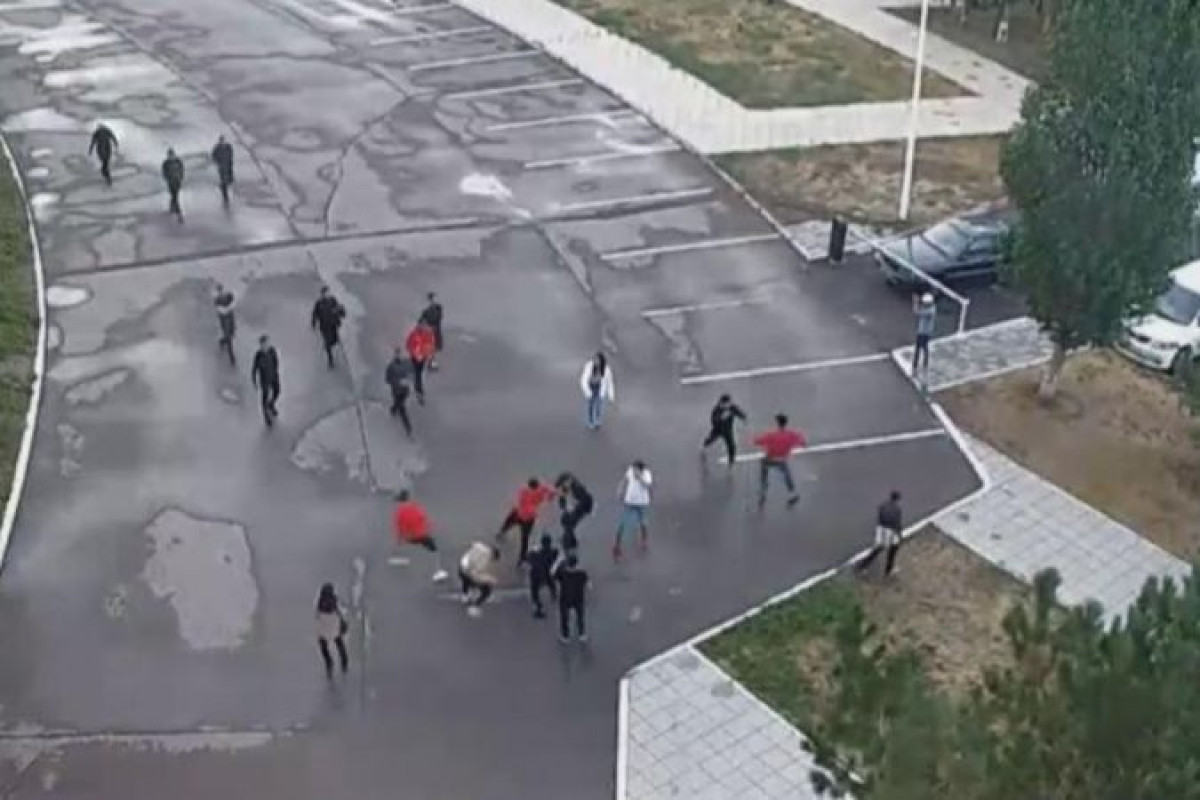 Массовая потасовка попала на видео в Нур-Султане