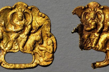 Фотография к новости: Золотые артефакты с изображением каганов в коронах найдены при раскопках в ВКО