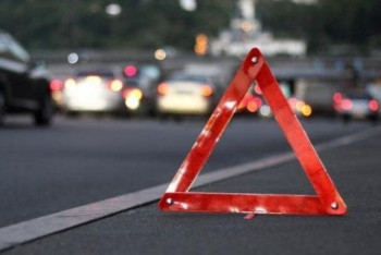 Фотография к новости: Грузовое авто врезалось в мост и загорелось в Туркестанской области