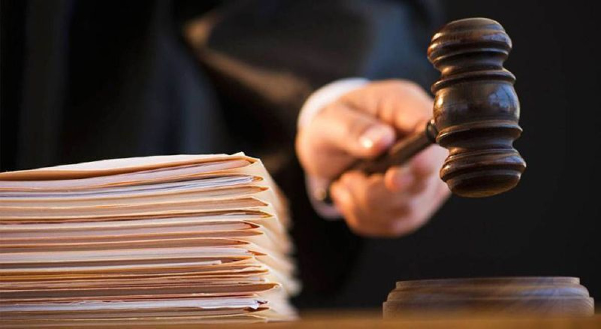 На адвоката осуждённой за избиение ребенка воспитательницы в Атырау подали в суд