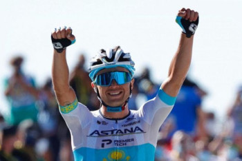 Фотография к новости: Впервые за 16 лет казахстанец вошел десятку "Тур де Франс"