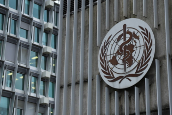 Фотография к новости: Об угрозе появления более опасного штамма COVID-19 предупредили в ВОЗ