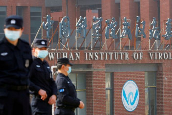 Фотография к новости: Уханьский институт вирусологии заявил, что не создавал коронавирус