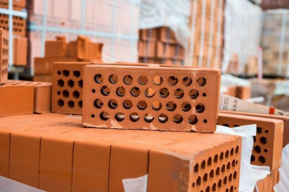 Цены на стройматериалы снизила 21 казахстанская компания