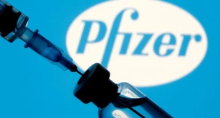 Глава Минздрава призвал казахстанцев не ждать Pfizer, а идти вакцинироваться сейчас
