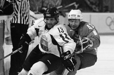 Фотография к новости: Бывший игрок сборной Казахстана по хоккею умер от коронавируса