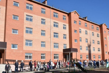 Спецпроект "Туған жер": аграрии и бизнесмены строят дома и соцобъекты в Акмолинской области