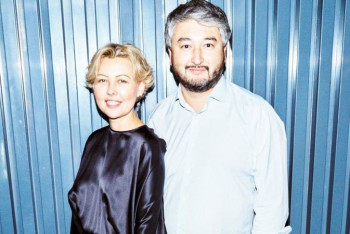 Фотография к новости: Звонят и рекомендуют заплатить деньги - супруга арестованного в Алматы бизнесмена