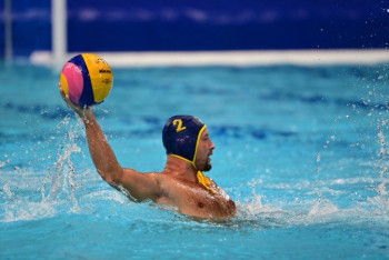 Фотография к новости: Казахстанские ватерполисты уступили испанцам на Олимпиаде