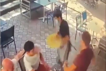 Фотография к новости: Клиент ударил официанта в кафе Алматы. Полиция ищет хулигана