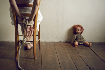 Фотография к новости: Представившийся в Сети школьницей  мужчина похитил девочку