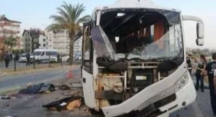 В ДТП с туристическим автобусом в Турции погибли четверо россиян и 16 пострадали