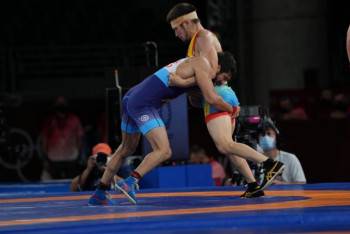 Фотография к новости: Борец Нурислам Санаев сразится за бронзовую медаль Олимпиады