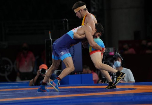 Фотография к новости: Борец Нурислам Санаев сразится за бронзовую медаль Олимпиады