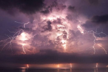 Фотография к новости: 17 гостей свадьбы погибли от удара молнии