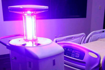 Фотография к новости: Китай создал ультрафиолетовую лампу, которая убивает Covid-19 почти на 100%