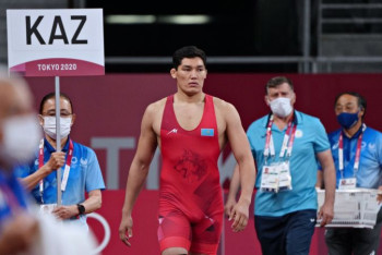 Фотография к новости: Алишер Ергали вышел в четвертьфинал турнира по вольной борьбе на ОИ