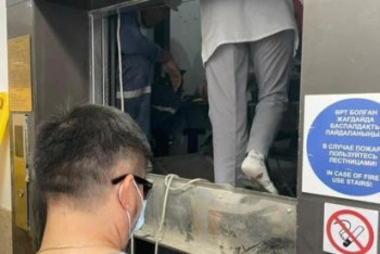 Фотография к новости: Рабочие упали в шахту лифта в Атырау: в полиции начали расследование