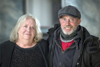 Фотография к новости: Женщина смогла разыскать отданного в приемную семью сына 52 года спустя