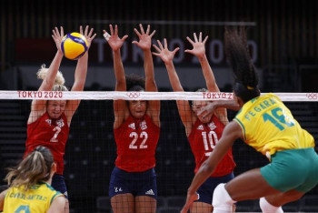 Фотография к новости: Сборная США одержала победу в медальном зачете Олимпийских игр в Токио