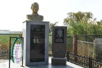 Фотография к новости: Останки захороненного в Кызылорде генерала Хон Бом До переданы Корее