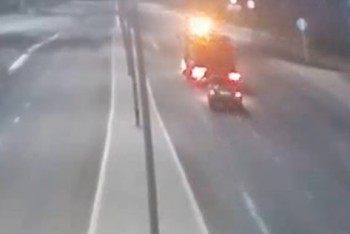 Фотография к новости: Пьяный водитель без прав столкнулся с дорожной техникой в Нур-Султане