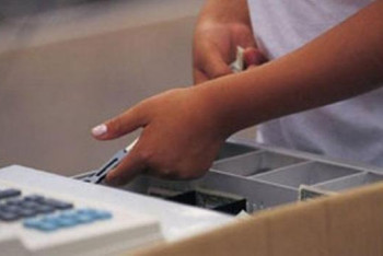 Фотография к новости: 6,5 миллиона тенге присвоили сотрудницы ломбарда в Павлодаре