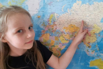 Фотография к новости: Девочка, сдавшая ЕГЭ в восемь лет, поступила на платное отделение психфака МГУ