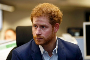 Фотография к новости: Принца Гарри обвинили в лицемерии после полета на самолете