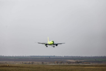 Фотография к новости: Названа причина подачи сигнала бедствия летевшего в Москву самолета