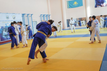 Фотография к новости: Финансирование профессиональных клубов сократят в пользу развития детского спорта