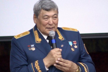 Фотография к новости: Тохтара Аубакирова госпитализировали в столичный стационар с коронавирусом