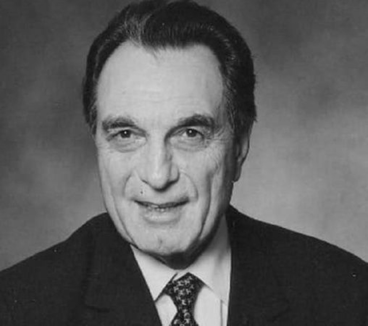 Токаев выразил соболезнования в связи с кончиной ученого Надира Надирова