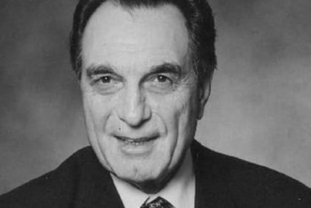 Фотография к новости: Токаев выразил соболезнования в связи с кончиной ученого Надира Надирова