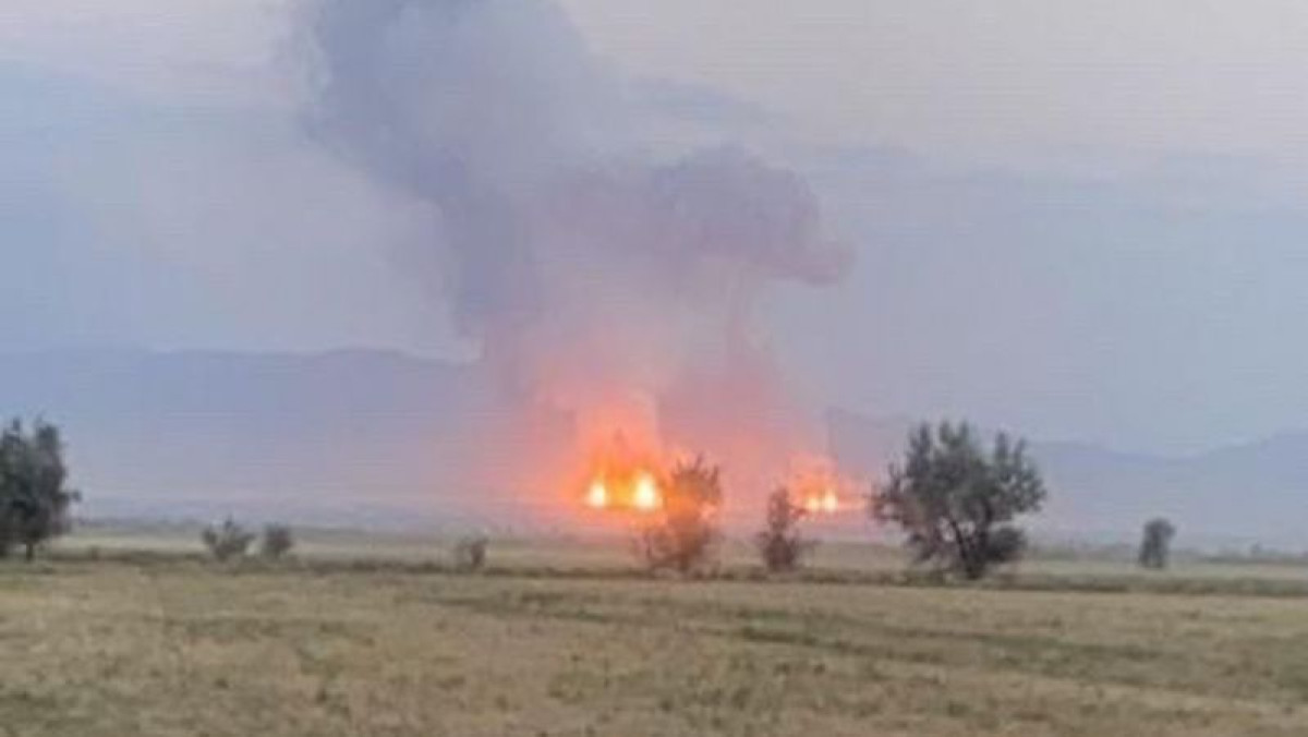 кадр из видео