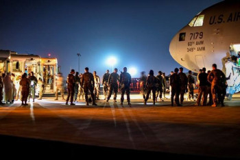 Фотография к новости: Казахстан разрешил заправлять самолеты для эвакуации из Афганистана граждан ЕС