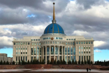 Фотография к новости: Награждены посмертно военные и спасатели, погибшие в результате ЧП в Таразе