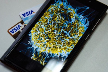 Фотография к новости: Cмартфонам угрожает новый тип вирусов, крадущих деньги – эксперт