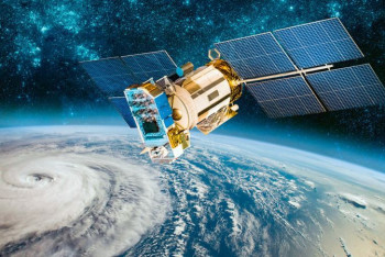 Фотография к новости: Новый iPhone будет поддерживать спутниковую связь - СМИ