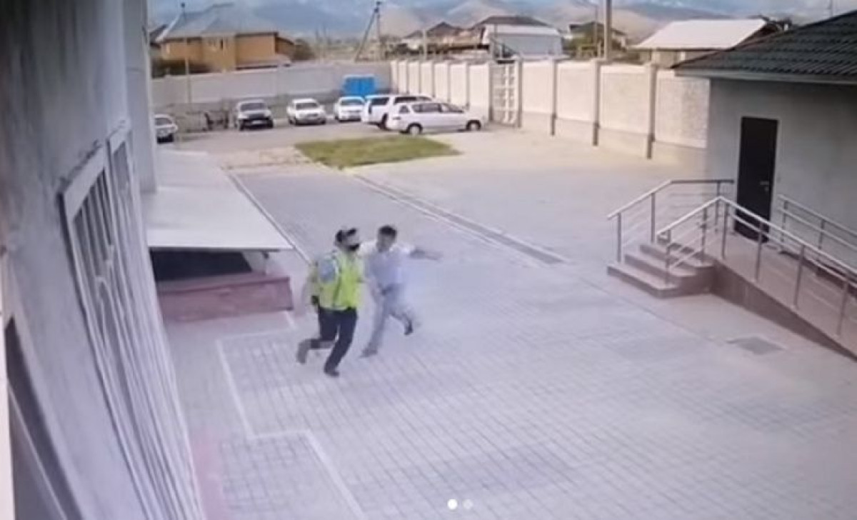 скриншот с видео