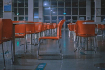 Фотография к новости: Арендаторы школьных столовых в Нур-Султане просят увеличить стоимость питания