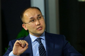 Фотография к новости: Его нужно слушать с попкорном в руках – Абаев о высказывании Жириновского на тему языковых патрулей в РК