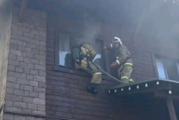 Фотография к новости: Пожар произошел в банном комплексе Алматы