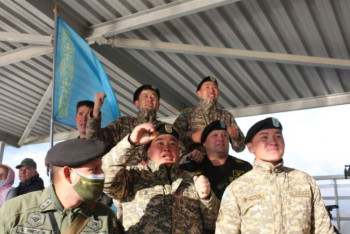 Фотография к новости: Казахстанские танкисты заняли третье место в "Танковом биатлоне" на АрМИ-2021