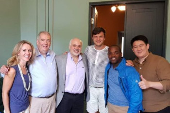 Фотография к новости: Казахстанец записал оперу с топ-музыкантами мира