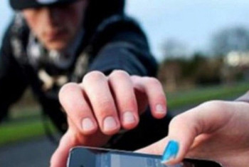 Фотография к новости: Житель Петропавловска отобрал у девушки телефон за отказ познакомиться