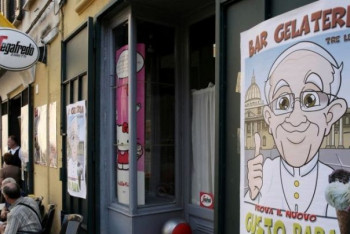 Фотография к новости: Папа Франциск пожертвовал заключенным 15 000 рожков мороженого