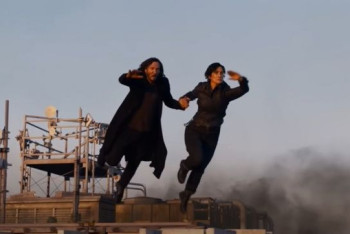 Фотография к новости: Опубликован трейлер новой "Матрицы" с Киану Ривзом